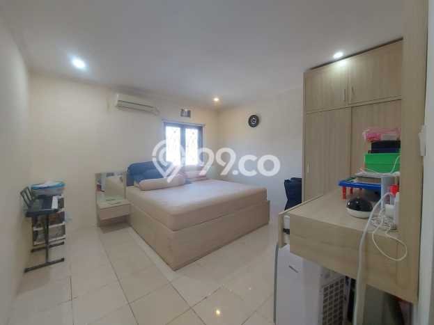 Hunian Elit LB 200m2 Siap Pakai Desain Elegan di Jimbaran, Badung Hunian Elit LB 200m2 Siap Pakai Desain Elegan di Jimbaran, Badung