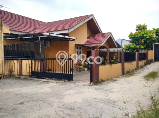 Jual Rumah Strategis Bagus Punya 4 KT di Pekanbaru Kota Pekanbaru SHM Jual Rumah Strategis Bagus Punya 4 KT di Pekanbaru Kota Pekanbaru SHM