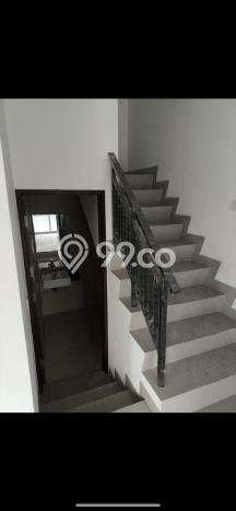 SPECIAL OFFER! Rumah di , 3 KT, Lingkungan Asri, Luas 112m2m² Bangunan 110m2m² SPECIAL OFFER! Rumah di , 3 KT, Lingkungan Asri, Luas 112m2m² Bangunan 110m2m²