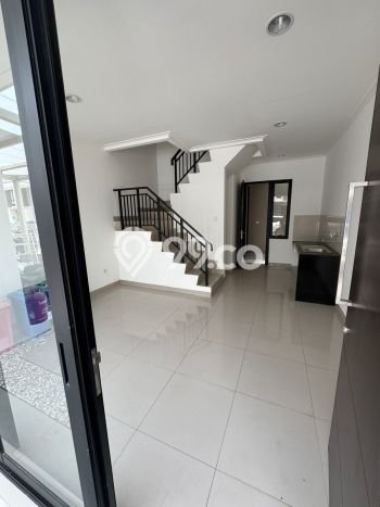 Rumah di , Akses ke Stasiun, 2 KT, LT 56m2m² Bangunan 67m2m² Rumah di , Akses ke Stasiun, 2 KT, LT 56m2m² Bangunan 67m2m²