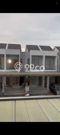 Rumah di , 2 KM, Area Strategis, Luas 67m2m² Bangunan 100m2m² Rumah di , 2 KM, Area Strategis, Luas 67m2m² Bangunan 100m2m²