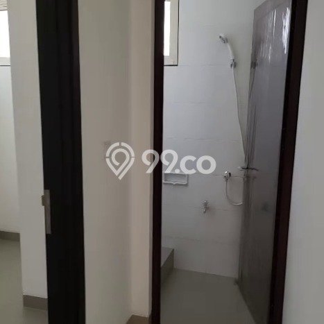 LOKASI TERBAIK! Rumah di Pantai Indah Kapuk 2, 3 KM, Area Premium, Luas 100m2m² LB 150m2m² LOKASI TERBAIK! Rumah di Pantai Indah Kapuk 2, 3 KM, Area Premium, Luas 100m2m² LB 150m2m²