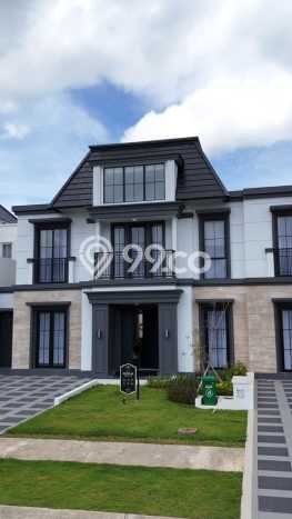 For Sale Rumah Mewah Exclusive di Tamalanrea, Makassar For Sale Rumah Mewah Exclusive di Tamalanrea, Makassar