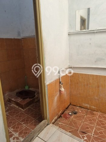 Rumah Kost untuk Dijual di Ciracas dengan 7 KT, 7 KM, Luas 220m2 Rumah Kost untuk Dijual di Ciracas dengan 7 KT, 7 KM, Luas 220m2