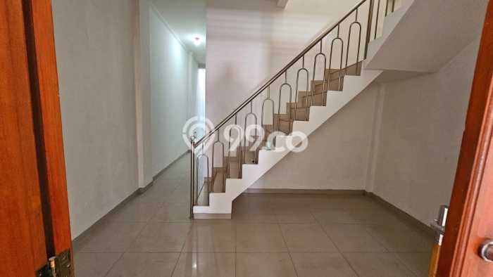 KAWASAN BISNIS! Ruko Kawasan Pondok Kopi, Luas 200m², Lokasi Strategis KAWASAN BISNIS! Ruko Kawasan Pondok Kopi, Luas 200m², Lokasi Strategis