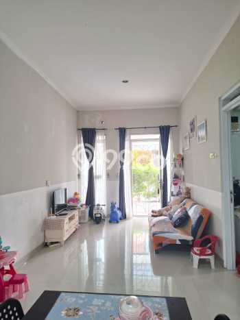 Rumah Asri di Margaasih, Dekat Margaasih, Bandung, Bandung - 2 KT Rumah Asri di Margaasih, Dekat Margaasih, Bandung, Bandung - 2 KT