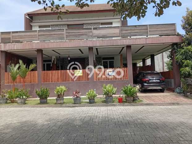 For Sale! Luxury House LT 465m2 Desain Modern di Kota Baru Parahyangan For Sale! Luxury House LT 465m2 Desain Modern di Kota Baru Parahyangan