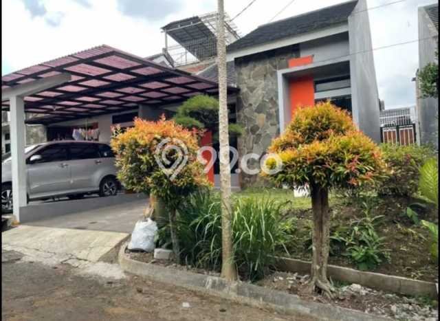 Rumah Sewa Bandung LT 108m2 LB 40m2 Kawasan Cihanjuang Rumah Sewa Bandung LT 108m2 LB 40m2 Kawasan Cihanjuang
