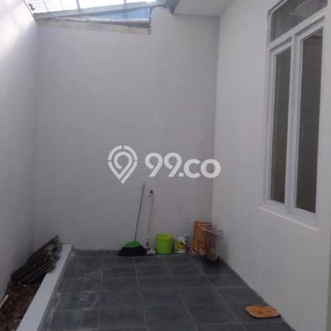 Disewakan! Rumah 2 Kamar Tidur &
1 Kamar Mandi di Taman Kopo Indah, Bandung Disewakan! Rumah 2 Kamar Tidur &
1 Kamar Mandi di Taman Kopo Indah, Bandung
