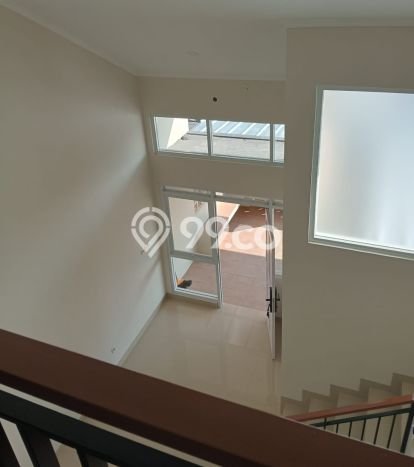 Disewakan Segera Rumah Kondisi Baik di Area Arcamanik, Bandung Disewakan Segera Rumah Kondisi Baik di Area Arcamanik, Bandung