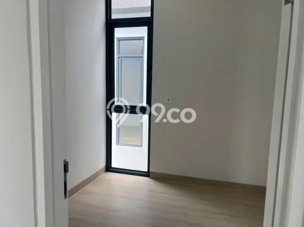 KESEMPATAN TERBAIK! Rumah Asri di Gading Serpong, LT 84m2m² LB 165m2m² KESEMPATAN TERBAIK! Rumah Asri di Gading Serpong, LT 84m2m² LB 165m2m²