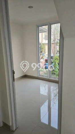 Rumah Minimalis 2 Kamar Siap Huni di Kompleks Perumahan Gading Serpong, Tangerang Rumah Minimalis 2 Kamar Siap Huni di Kompleks Perumahan Gading Serpong, Tangerang