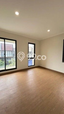 Rumah Luxury Modern Tanpa Renovasi di Gading Serpong Tangerang Rumah Luxury Modern Tanpa Renovasi di Gading Serpong Tangerang