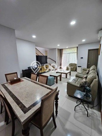 Rumah Elit Modern Tanpa Renovasi di BSD City Tangerang Rumah Elit Modern Tanpa Renovasi di BSD City Tangerang