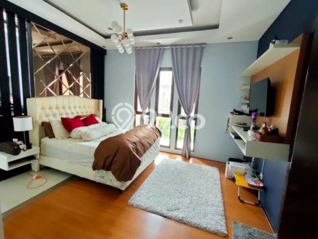 Rumah Elit LB 144m2 Siap Huni Desain Elegan di BSD City, Tangerang Rumah Elit LB 144m2 Siap Huni Desain Elegan di BSD City, Tangerang