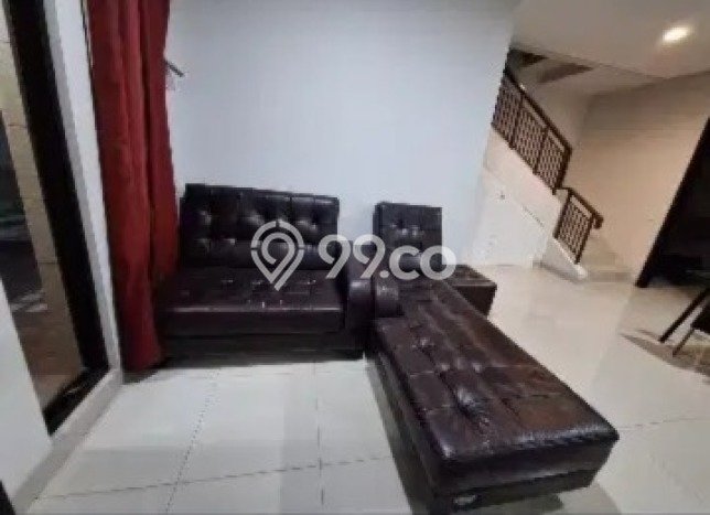 Rumah Modern 3 KT di BSD City Tangerang Semi Furnished Rumah Modern 3 KT di BSD City Tangerang Semi Furnished
