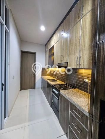 Rumah Elit Modern Tanpa Renovasi di BSD City Tangerang Rumah Elit Modern Tanpa Renovasi di BSD City Tangerang