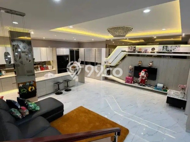 Dijual Rumah Luas Elegan Dengan View Eksklusif di Gading Serpong, Tangerang Dijual Rumah Luas Elegan Dengan View Eksklusif di Gading Serpong, Tangerang
