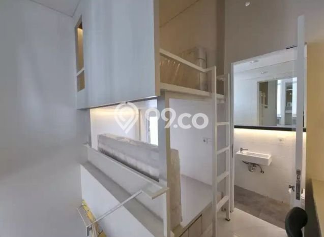 Rumah Mewah dengan 2 Kamar Tidur di Kawasan Elite , Tangerang Rumah Mewah dengan 2 Kamar Tidur di Kawasan Elite , Tangerang