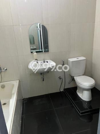 Rumah Elit Modern Siap Huni di Meruya Jakarta Barat Rumah Elit Modern Siap Huni di Meruya Jakarta Barat