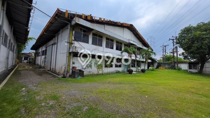 Gudang Bagus LT 4600m2 LB 2000m2 Dijual di Tandes Surabaya Gudang Bagus LT 4600m2 LB 2000m2 Dijual di Tandes Surabaya