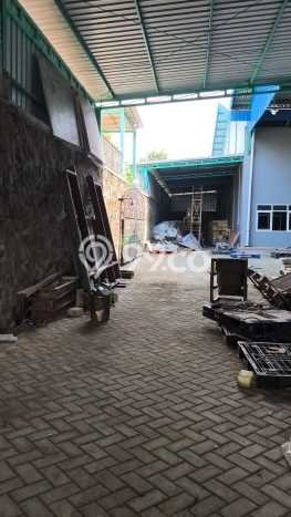 Unit Pabrik Dijual di Pandaan Pasuruan Luas Bangunan 1200m2 Unit Pabrik Dijual di Pandaan Pasuruan Luas Bangunan 1200m2