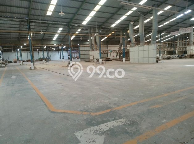 Unit Gudang Dijual di Menganti Gresik Luas Bangunan 3500m2 Unit Gudang Dijual di Menganti Gresik Luas Bangunan 3500m2
