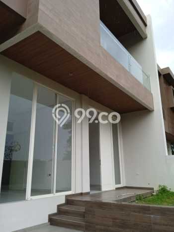 Rumah Elit Modern Siap Huni di Citraland Surabaya Rumah Elit Modern Siap Huni di Citraland Surabaya
