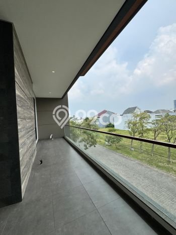 Rumah Elit LB 600m2 Siap Huni Desain Elegan di Pakuwon Indah, Surabaya Rumah Elit LB 600m2 Siap Huni Desain Elegan di Pakuwon Indah, Surabaya