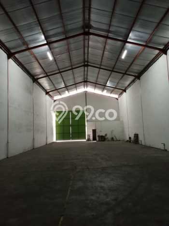Unit Gudang Dijual di Gedangan Sidoarjo Luas Bangunan 396m2 Unit Gudang Dijual di Gedangan Sidoarjo Luas Bangunan 396m2