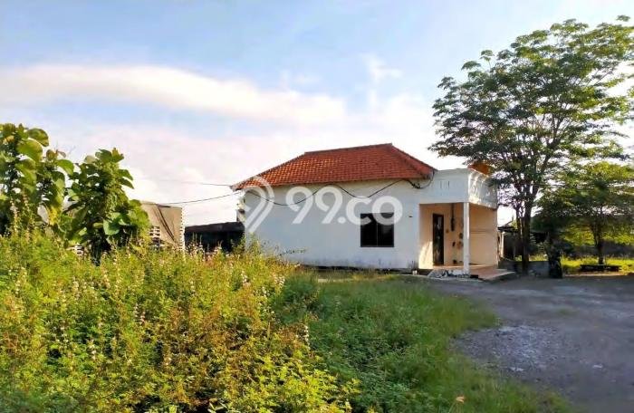 Jual Gudang Strategis di Gresik Kota, Luas 4000m2m², Mainroad, Kawasan Komersial Jual Gudang Strategis di Gresik Kota, Luas 4000m2m², Mainroad, Kawasan Komersial