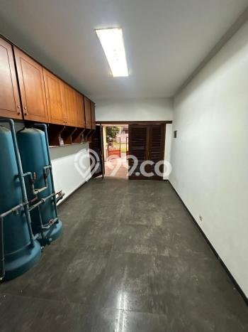 Hunian Elit LB 500m2 Siap Huni Desain Elegan di Graha, Surabaya Hunian Elit LB 500m2 Siap Huni Desain Elegan di Graha, Surabaya