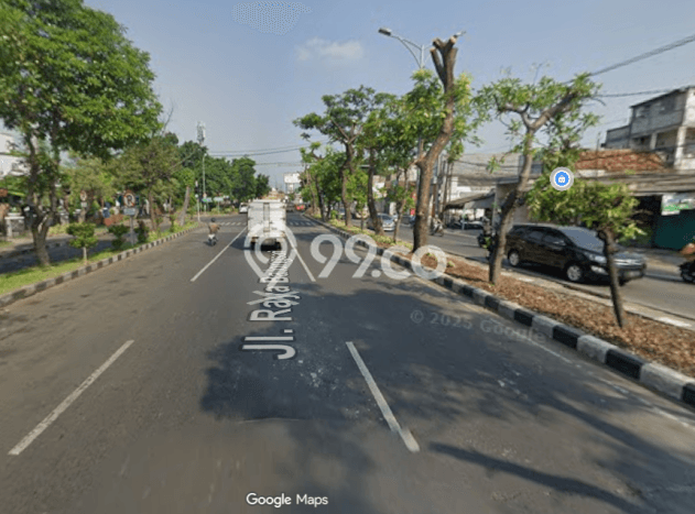 Unit Ruko Dijual di Surabaya LT 136m2 & LB 222m2 Unit Ruko Dijual di Surabaya LT 136m2 & LB 222m2