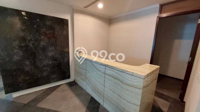 Kantor Dijual di Prime Area Jakarta Barat Luas 400m2 Kantor Dijual di Prime Area Jakarta Barat Luas 400m2