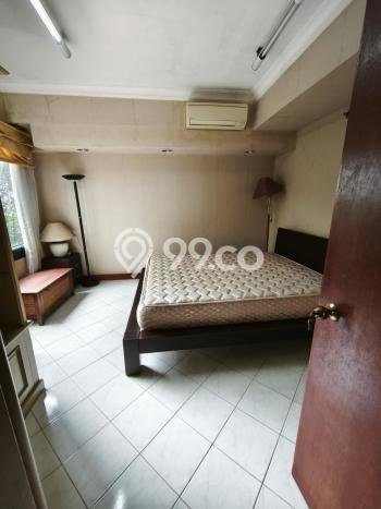 Apartemen Strategis 140m2 di Taman Anggrek Jakarta Barat 3 Bedroom Apartemen Strategis 140m2 di Taman Anggrek Jakarta Barat 3 Bedroom