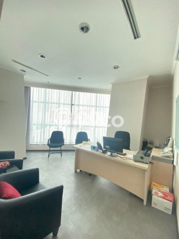 Kantor Dijual di Prime Area Jakarta Barat Luas 400m2 Kantor Dijual di Prime Area Jakarta Barat Luas 400m2