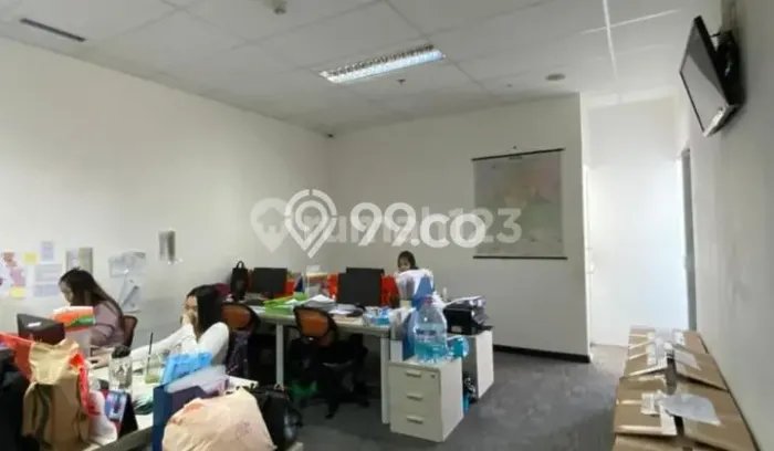 Unit Kantor Disewakan di Central Park di Area Ramai & Strategis Unit Kantor Disewakan di Central Park di Area Ramai & Strategis
