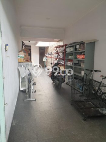 Hunian Super Mewah dengan Akses Paling Strategis di Kutisari, Surabaya Hunian Super Mewah dengan Akses Paling Strategis di Kutisari, Surabaya