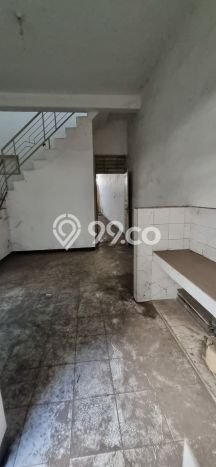 Ruko Area Bisnis Kawasan Sungguminasa, Luas 400m², Disewakan, Ready Digunakan Ruko Area Bisnis Kawasan Sungguminasa, Luas 400m², Disewakan, Ready Digunakan