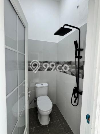 Area Ramai! Ruko Dijual di Rappocini untuk Bisnis Luas Bangunan 120m2 Area Ramai! Ruko Dijual di Rappocini untuk Bisnis Luas Bangunan 120m2