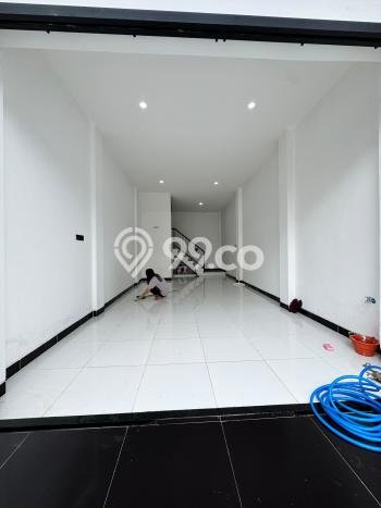 Area Ramai! Ruko Dijual di Rappocini untuk Bisnis Luas Bangunan 120m2 Area Ramai! Ruko Dijual di Rappocini untuk Bisnis Luas Bangunan 120m2