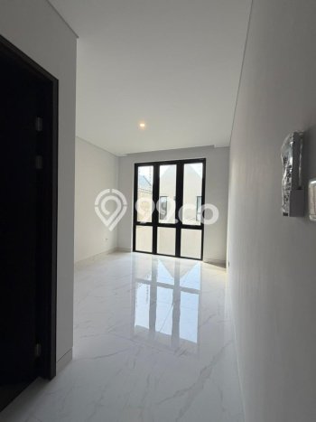 Rumah Eksklusif Dijual LT 162m2 di Tamalate, Makassar Rumah Eksklusif Dijual LT 162m2 di Tamalate, Makassar