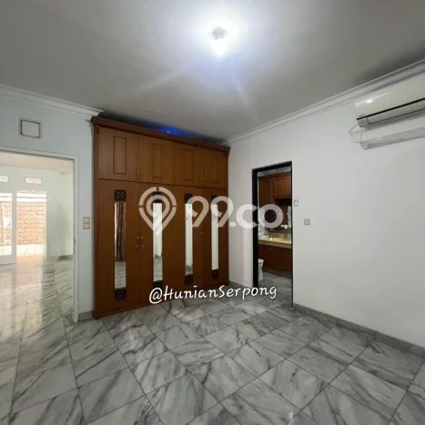 Disewakan! Rumah 3 Kamar Tidur &
3 Kamar Mandi di BSD Taman Giri Loka, Tangerang Disewakan! Rumah 3 Kamar Tidur &
3 Kamar Mandi di BSD Taman Giri Loka, Tangerang