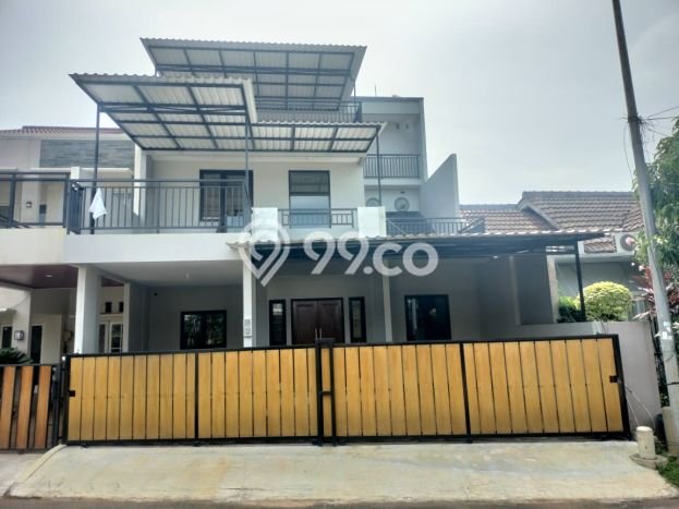 Ready to Use! Luxury House LT 152m2 Desain Modern di BSD Ready to Use! Luxury House LT 152m2 Desain Modern di BSD