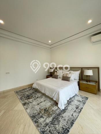 Rumah Elit LB 352m2 Siap Pakai Desain Elegan di Gandaria, Jakarta Selatan Rumah Elit LB 352m2 Siap Pakai Desain Elegan di Gandaria, Jakarta Selatan