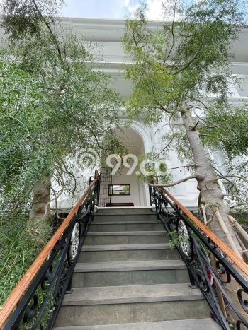 Rumah Luxury Modern Tanpa Renovasi di Kemang Jakarta Selatan Rumah Luxury Modern Tanpa Renovasi di Kemang Jakarta Selatan