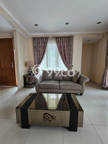 Rumah Elit Modern Tanpa Renovasi di Kemang Jakarta Selatan Rumah Elit Modern Tanpa Renovasi di Kemang Jakarta Selatan