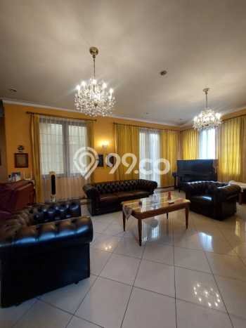 For Sale! Luxury House LT 390m2 Desain Modern di Cipete For Sale! Luxury House LT 390m2 Desain Modern di Cipete