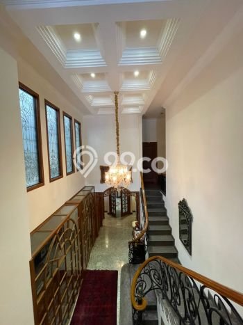 Jual Rumah Mewah Megah Dengan View Eksklusif di Kemang, Jakarta Selatan Jual Rumah Mewah Megah Dengan View Eksklusif di Kemang, Jakarta Selatan