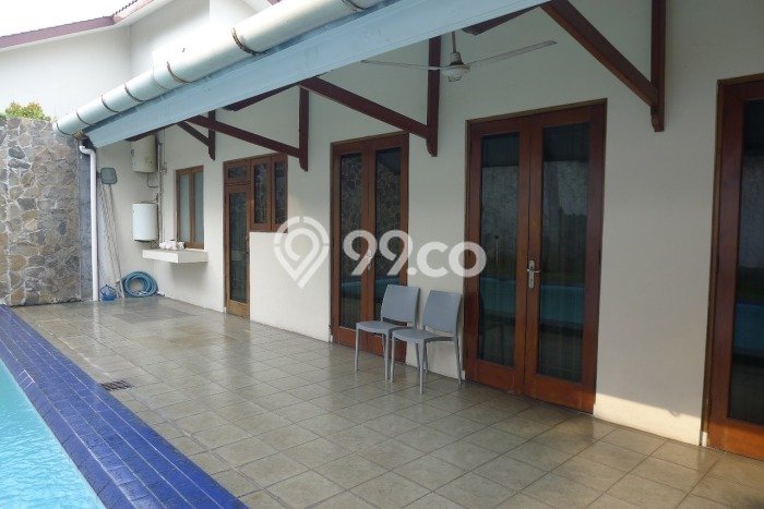 Ready to Use! Premium House LT 750m2 Desain Modern di Kemang Ready to Use! Premium House LT 750m2 Desain Modern di Kemang